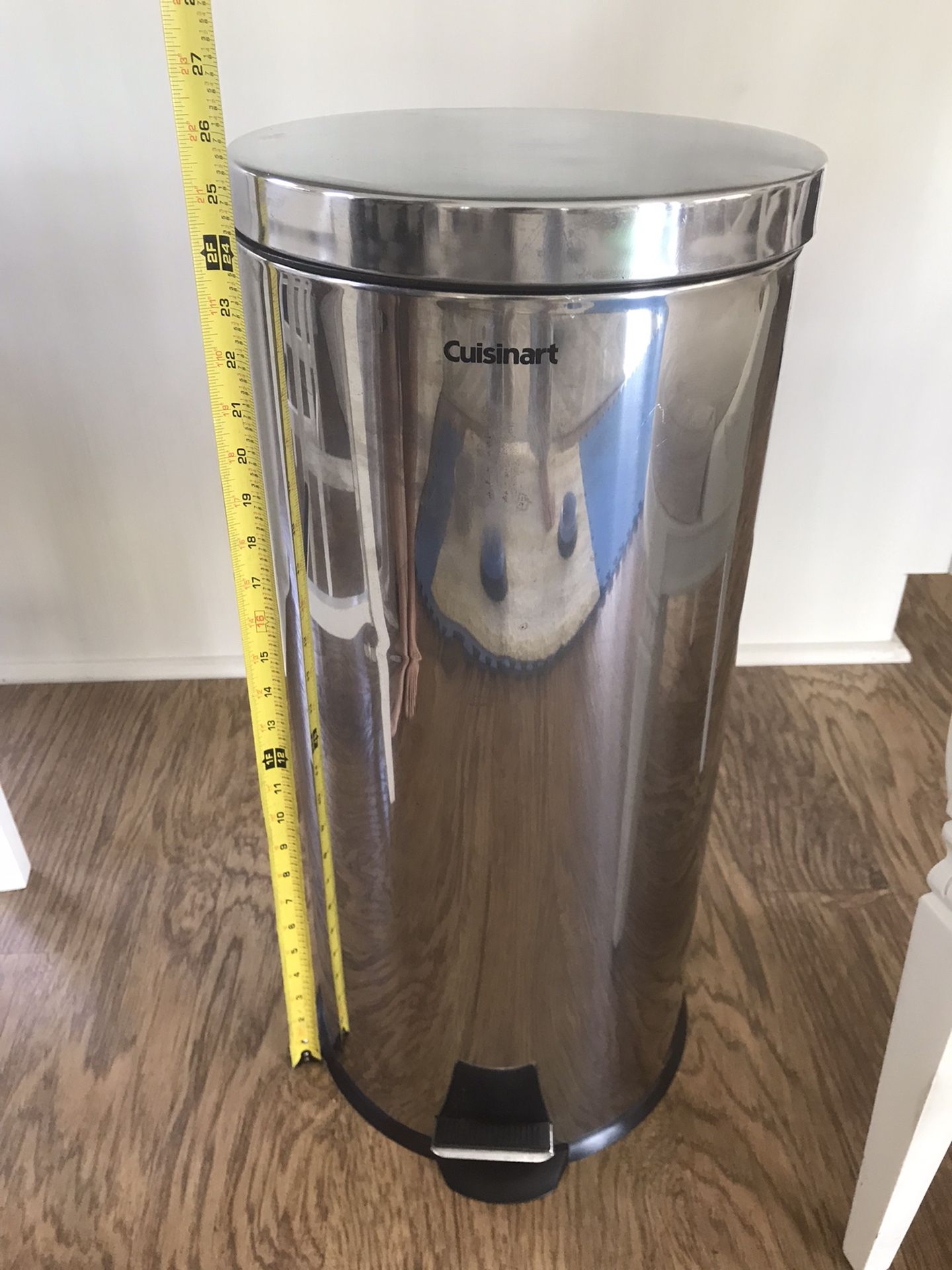 25”Stainless Steel Cuisinart Trash Can With Foot pedal 