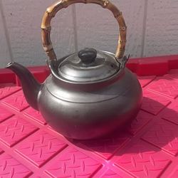 Dark Gray Teapot with Bamboo Handle