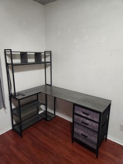 Gaming desk! Semi new!