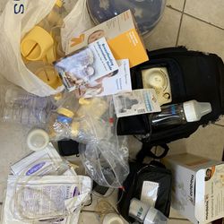 Medela Breast pump With EXTRA Accessories 