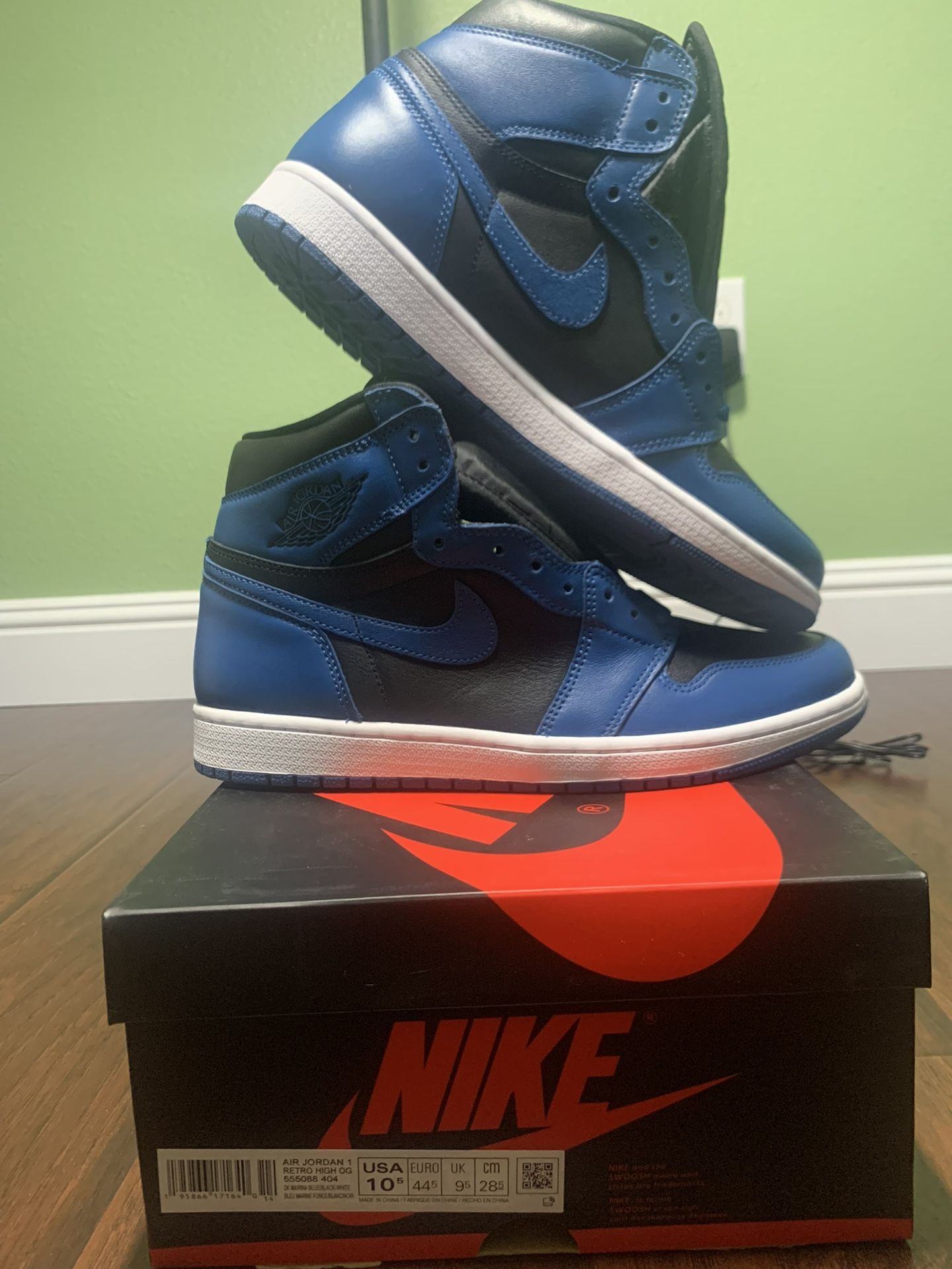 DS SIZE 10.5 NIKE AIR JORDAN 1 DARK MARINA BLUE