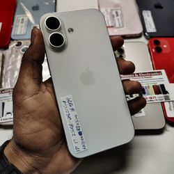 iPhone 17 256GB Factory Unlocked Excellent Condition - On Special Cash Deal $749 (Payments Options Also Available 🤩🔥)