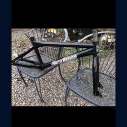 HARO FRAME SET MID SCHOOL LATE 90s