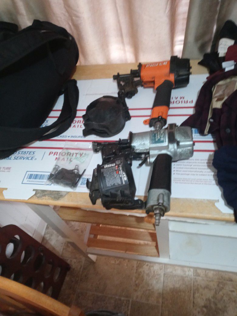 Hitachi Nv 15@b2 Nail Gun With Never Feed And Extra Gun For Parts Extra Feed Spool Also