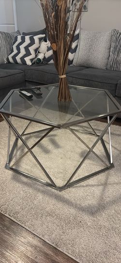 Silver and glass good condition coffee table set