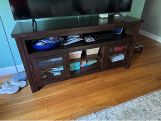 Harpan TV Stand (by Ashley)