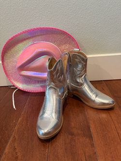 Cowgirl Pink Hat and Girls Silver Boots