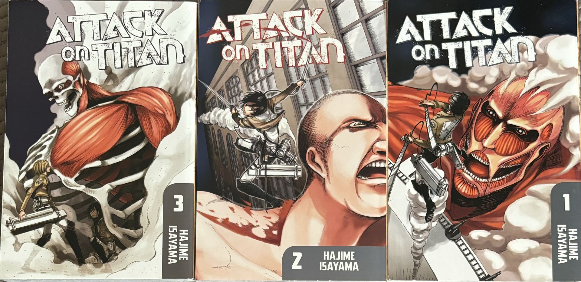 Mangas- Attack On Titan Volumes 1,2,3