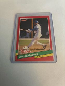 1991 Donruss Ivan Rodriguez Texas Rangers The Rookies # 33
