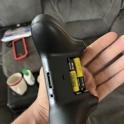 Xbox One S  Used Bought 4 Months Ago In Very Good Condition 