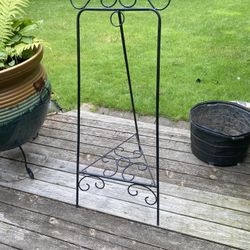 Plant Stand 