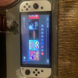 Wanting to trade me switch OLED fo a ps4 slim 1tb