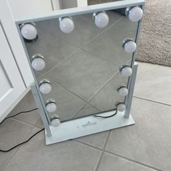 Make Up Mirror 