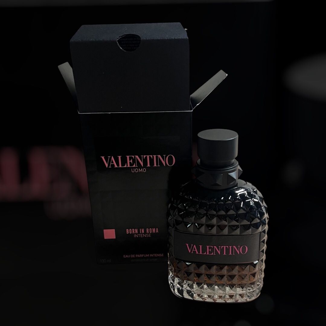 Valentino Uomo Born in Roma Intense