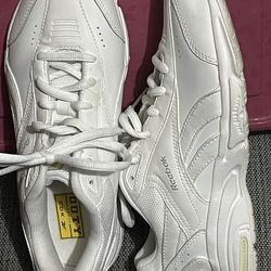 Reebok Walking Sneaker