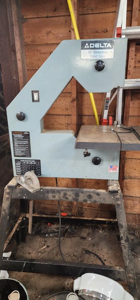 Delta Band Saw