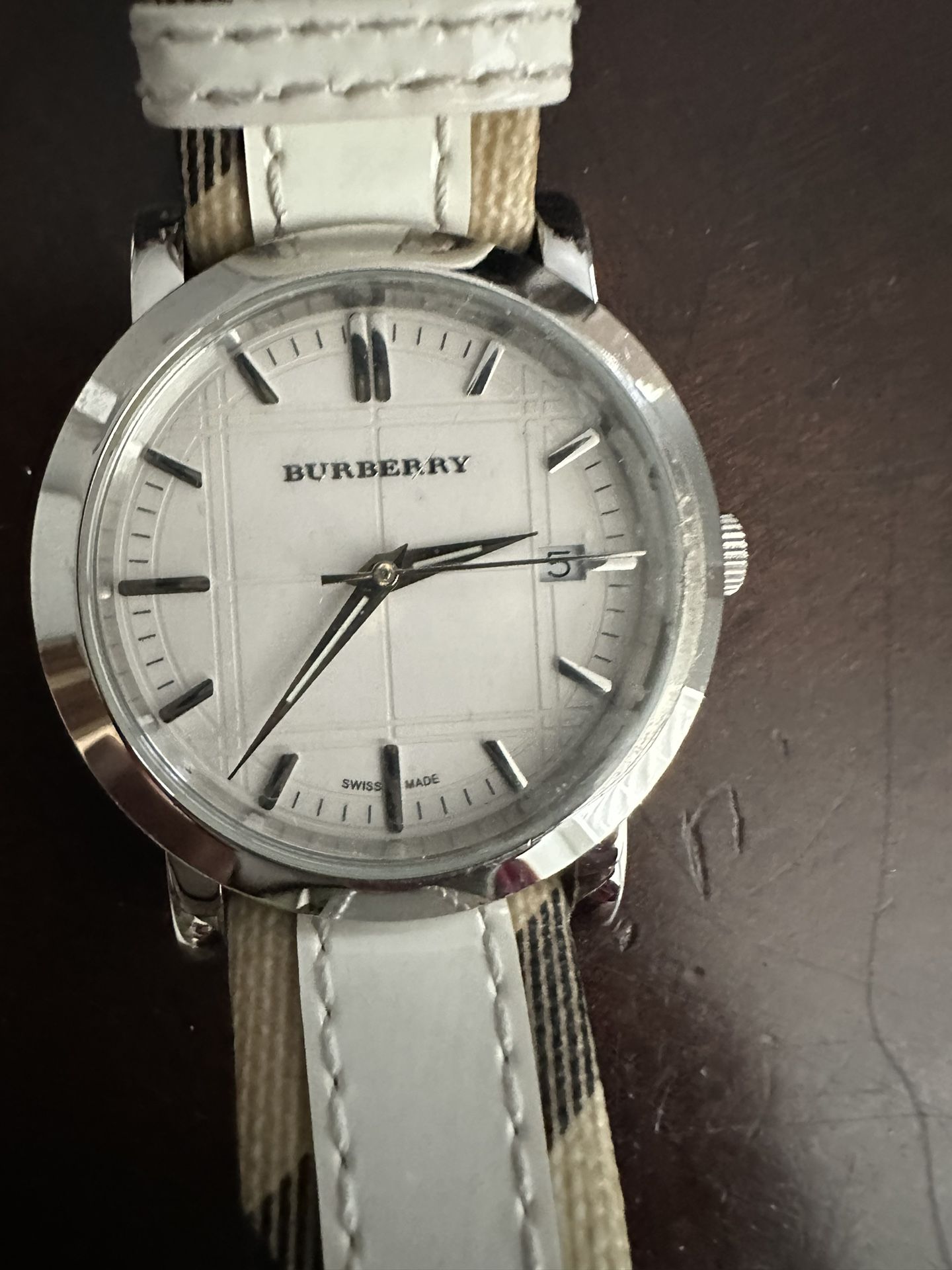 Pre Owned Burberry 45mm