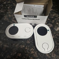 2 Carbon Monoxide Alarms