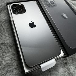 iPhone 14 Pro Max Gray