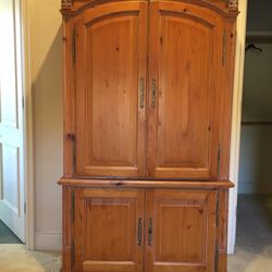 Henredon Wardrobe 92014