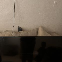 2 TVS 32 & 42 Inch