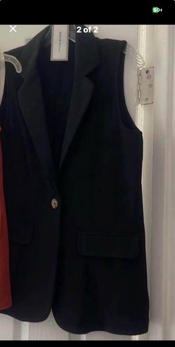 New woman’s blazer medium