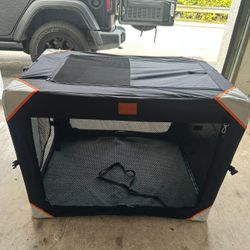 Large Pet Crate/Carrier