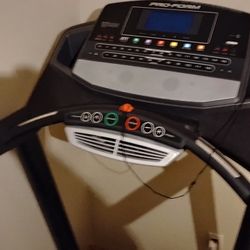 ProForm power 995i Treadmill