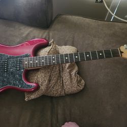 MIM FENDER STRAT