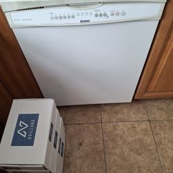 Stove Refrigerator Microwave Dishwasher Combo