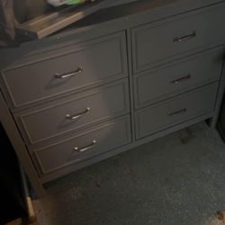 Childrens Dresser
