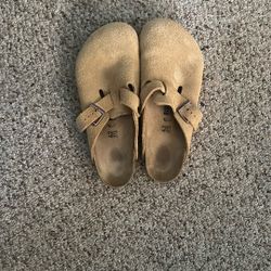 Light Brown Birkenstock Clogs 