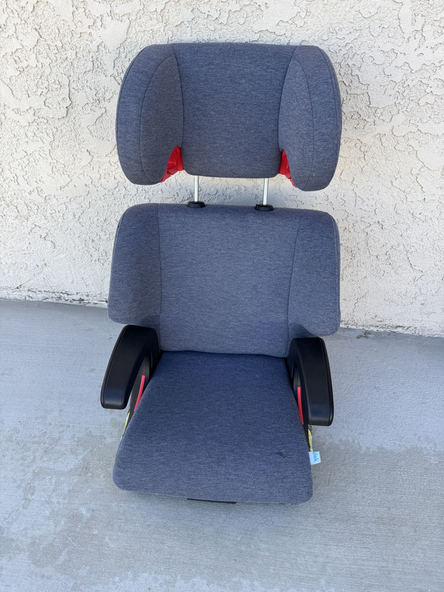 Clek Oobr High Back Booster