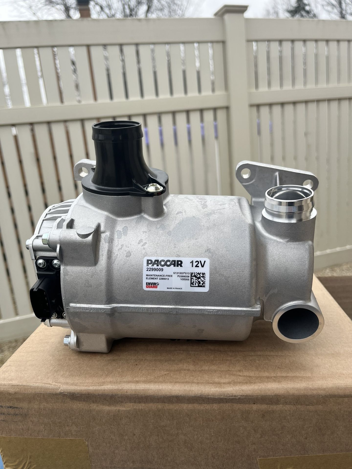 GENUINE PACCAR CRANKCASE VENTILATION MODULE P/N 2299009PE for