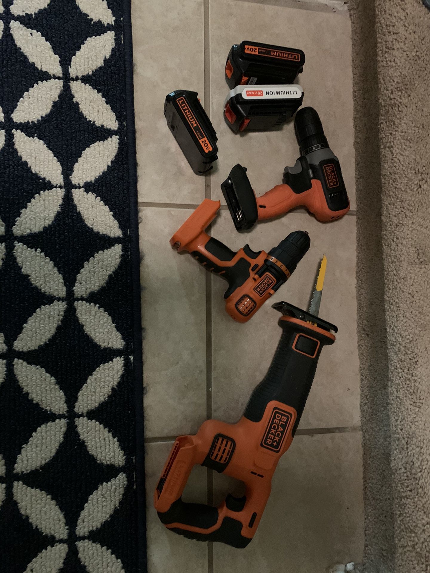 Black and decker 3 power full battery’s , used once 99$ 20v tools