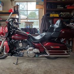 2016 FLHTK ELECTRA GLIDE ULTRA LIMITED  If Listed Its Still Available New Tires And Breaks 