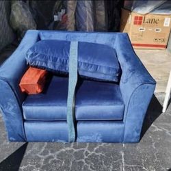 BEW ROYAL BLUE VELVET ACCENT CHAIRS $100 FIRM