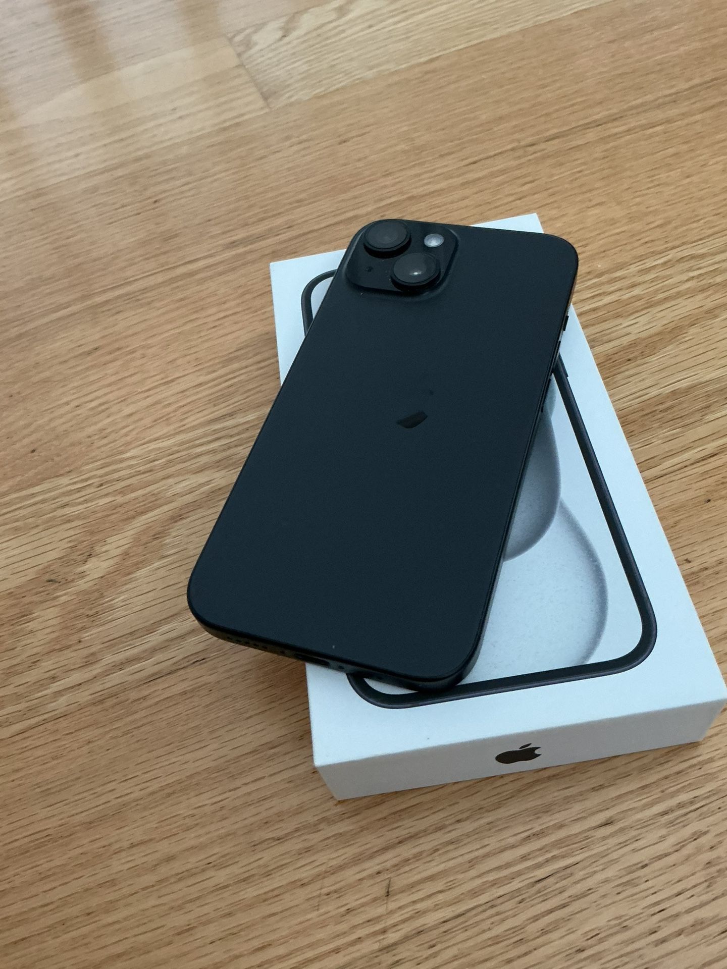 iPhone 15 Excellent Factory unlocked