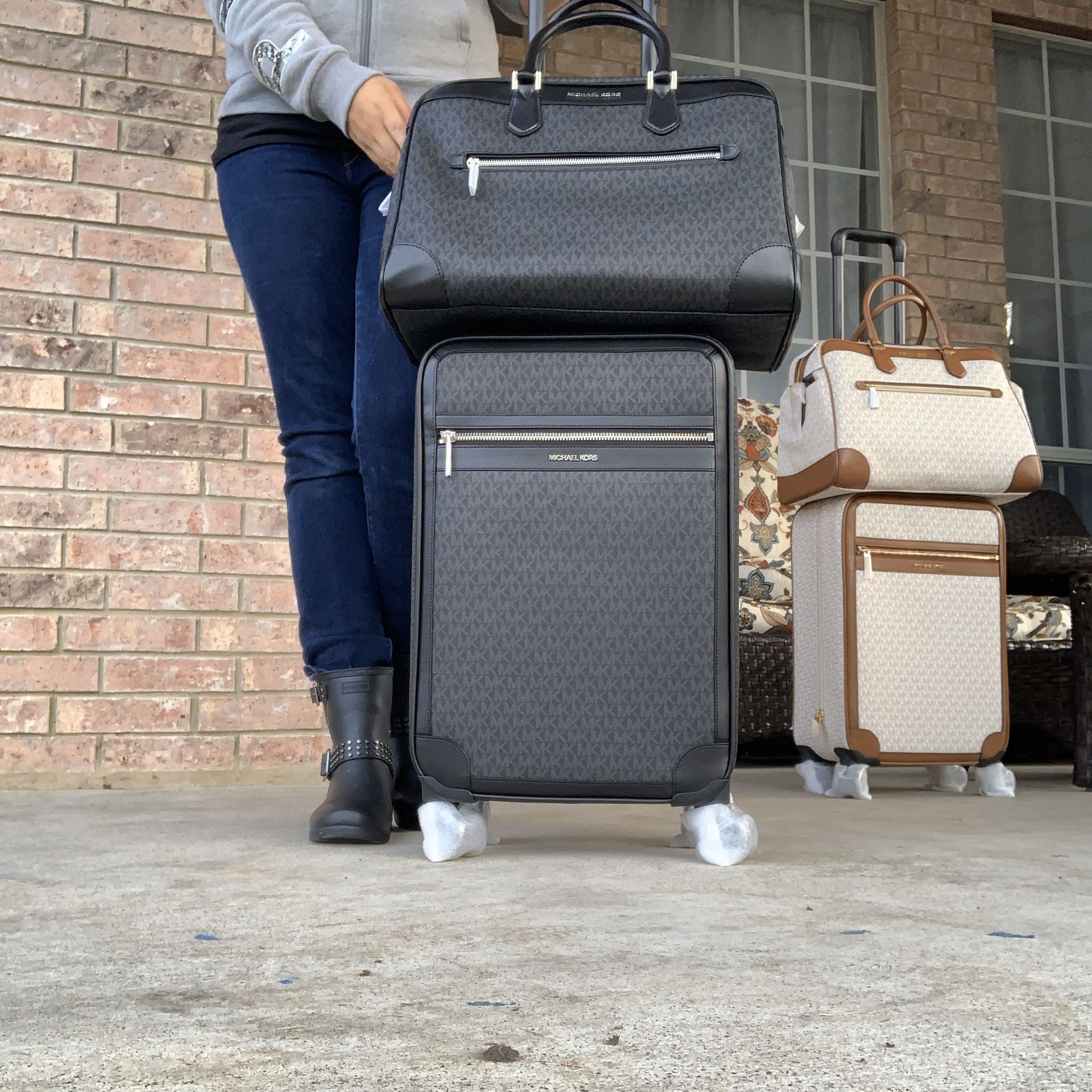 New MK set price firm suitcase and weekender