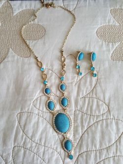 Turquoise necklace and earrings