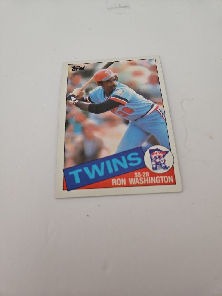 1985 Topps # 329 Ron Washington In Chandler