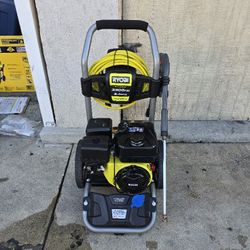 Ryobi 3300 PSI 2.4 GPM Gas Pressure Washer