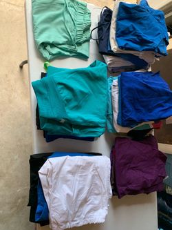 Mixed Lot of Medical Scrubs size Sm,md &lg price for all 31 pcs