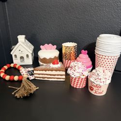 Valentine Decor Bundle