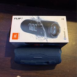 Blue Flip 7 JBL Speaker