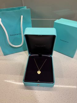 Tiffany & Co. 18K Gold Return to Tiffany Heart Necklace – Authentic w/ Box