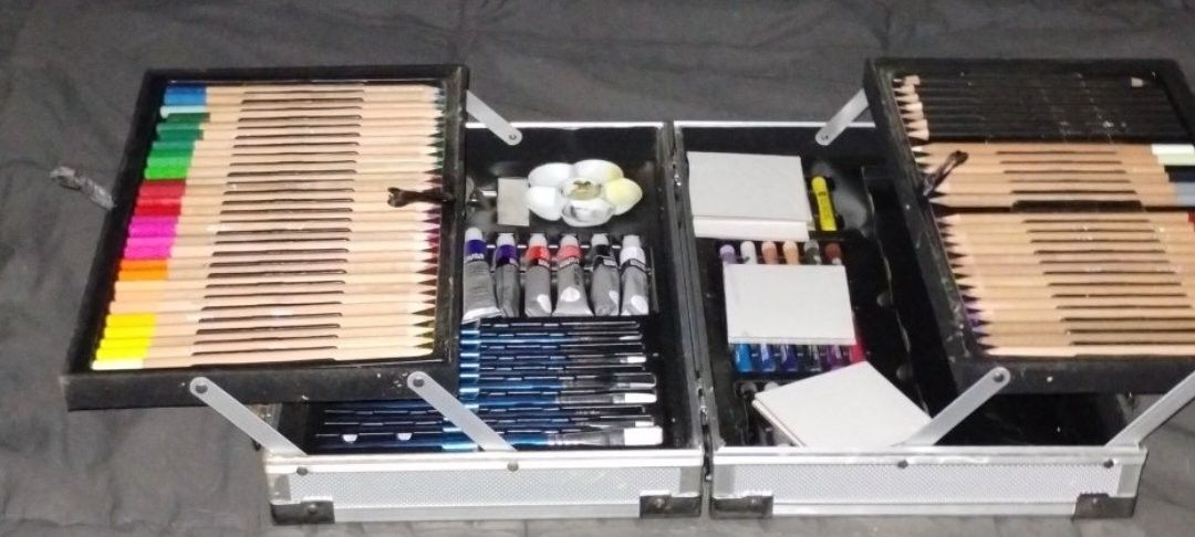 Art Supply Kit