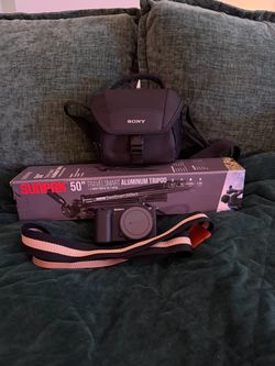 Sony ZV-E10 Camera Bundle (Camera + tripod + camera strap + Sony bag)