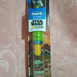 Oral B Electric Star Wars Baby Yoda Toothbrush 