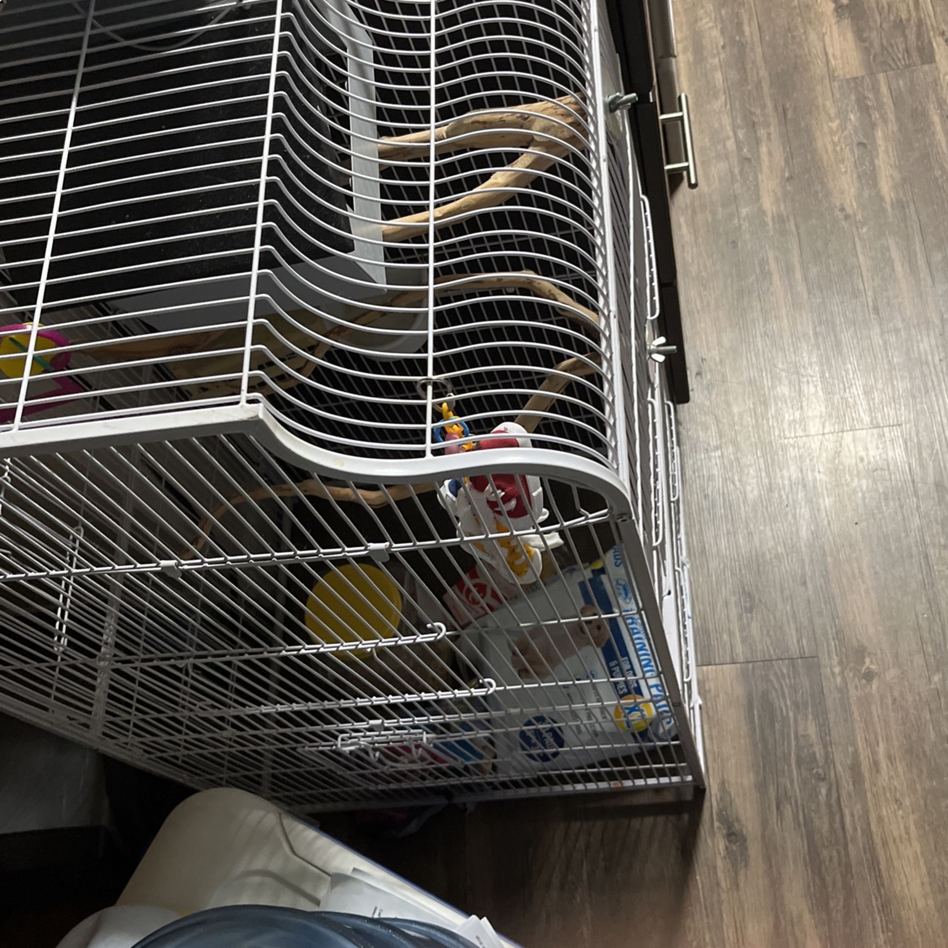 Large Bird Cage W Stuff For Birds & Extra Accessories